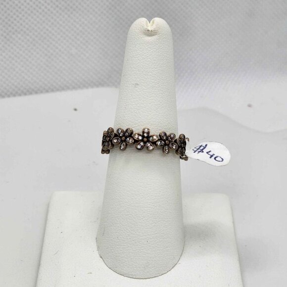 Brand NEW   Sterling Silver 925 All Around Daisies Ring - Picture 4 of 4